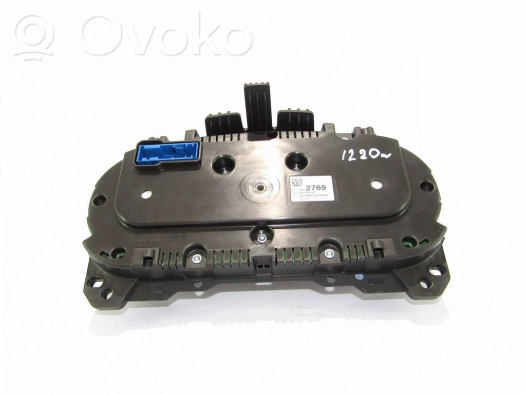 Opel Corsa E Speedometer (instrument cluster) 