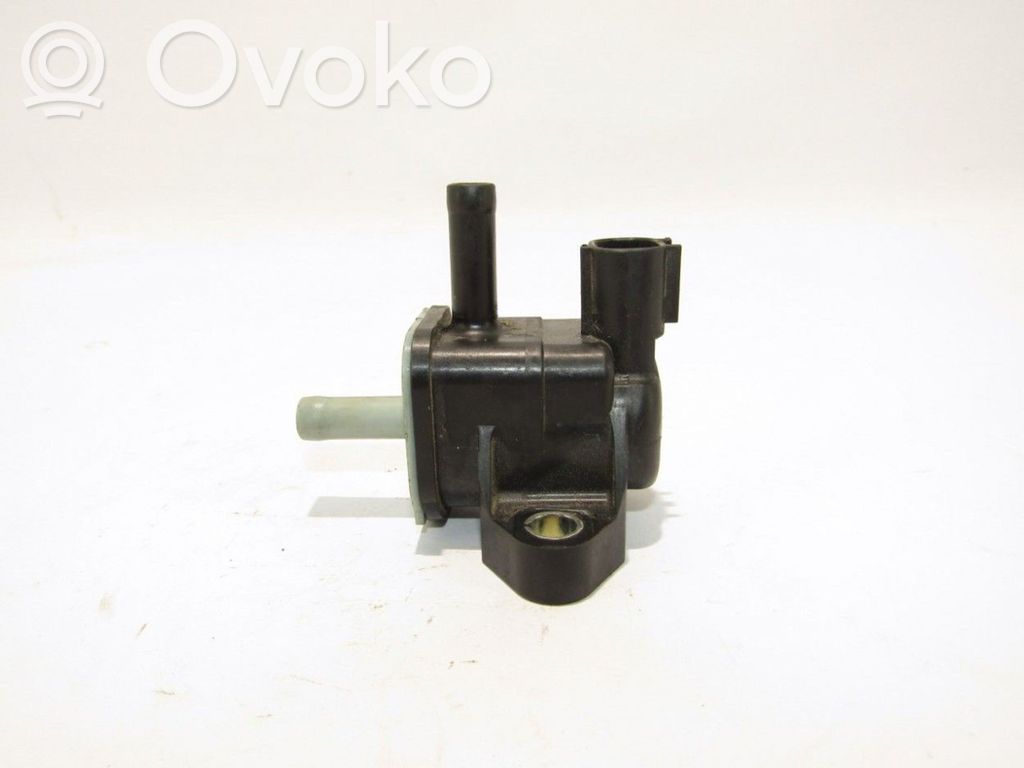 Válvula de vacío   90910W003,HV1362007070