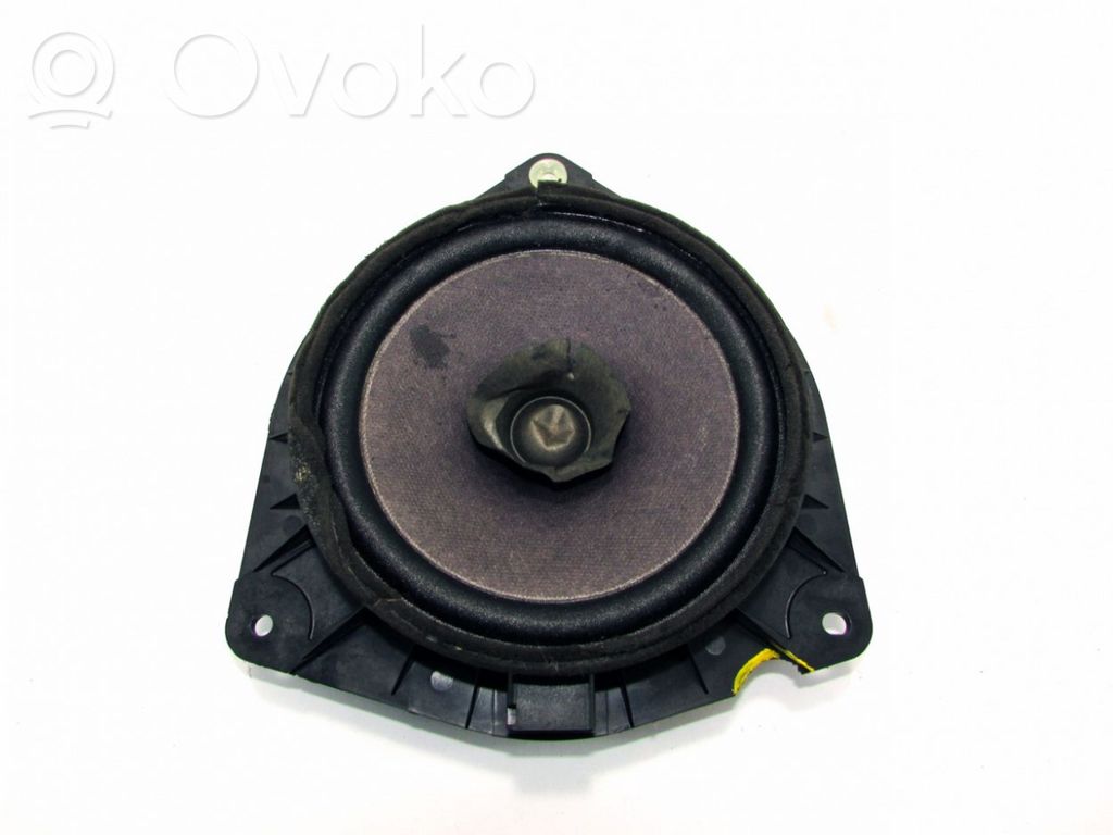 Toyota Yaris Rear door speaker 