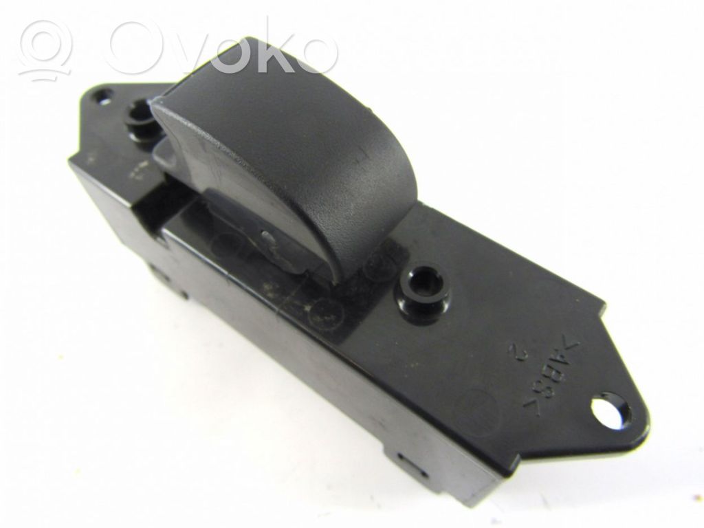 Electric window control switch   8608A183,C8DD643M