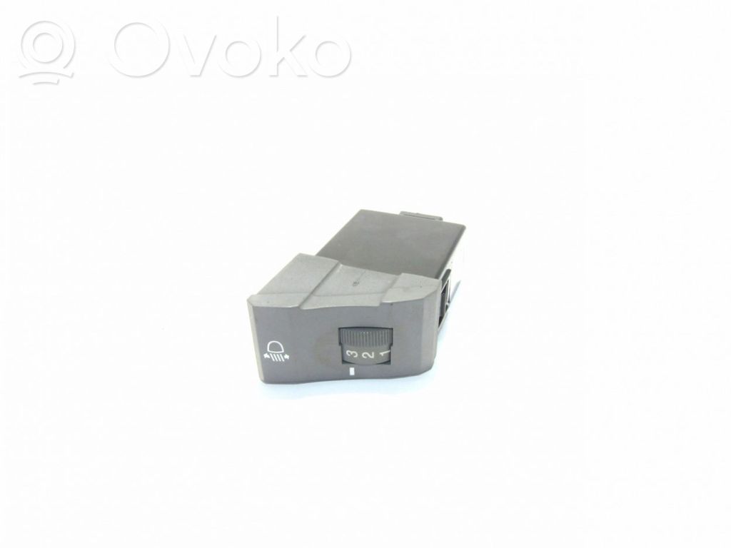 KIA Carens I Headlight level height control switch 