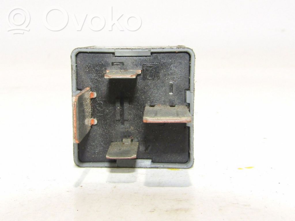 Other relay   5M5T14B192EA