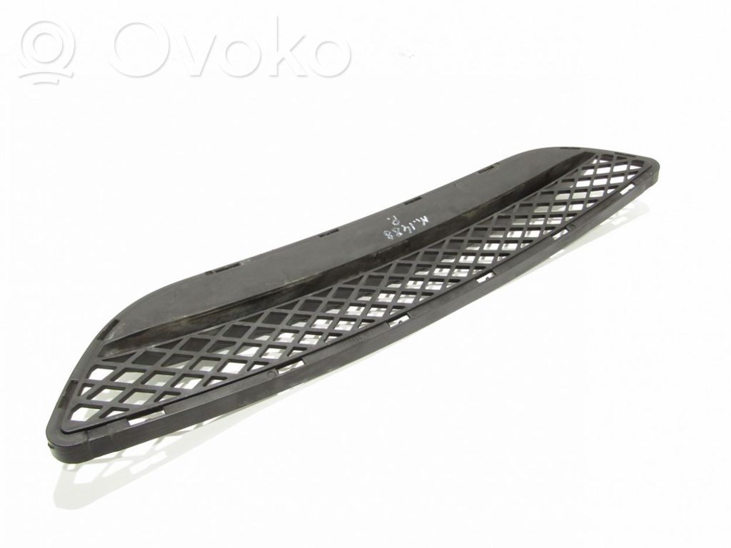 Front bumper lower grill   51117154555,7154555