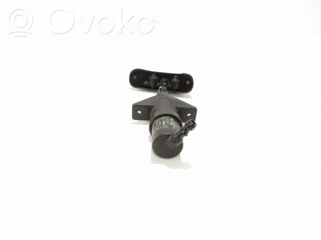 Headlight washer spray nozzle