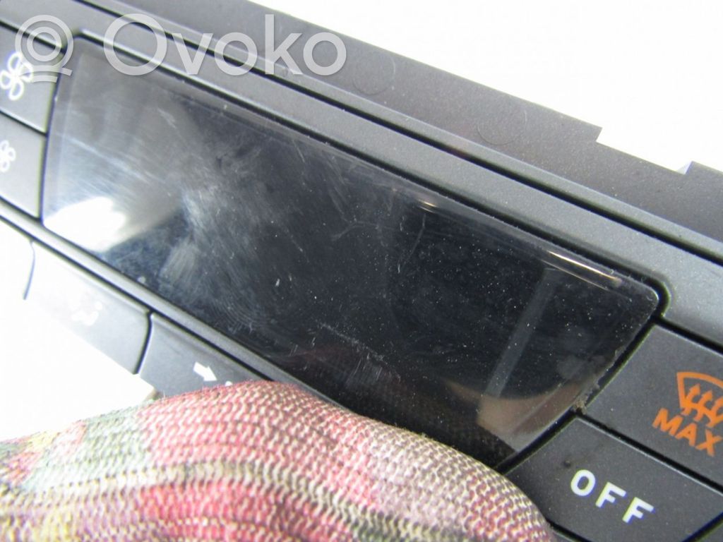 Ford C-MAX I Climate control unit 