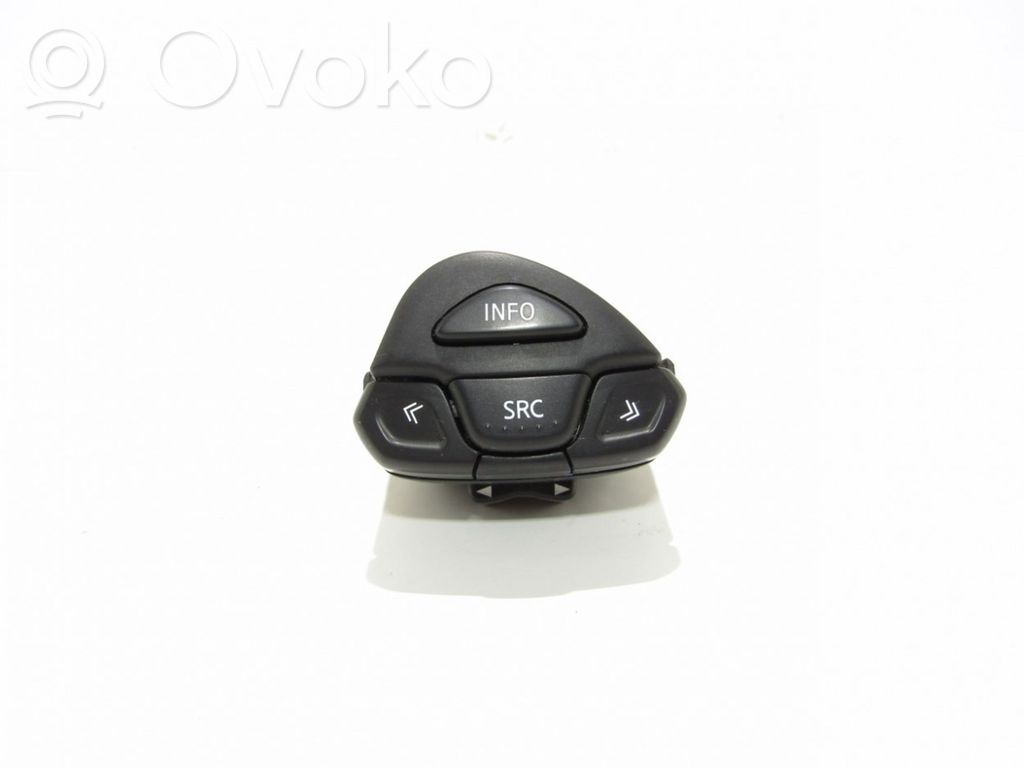 Nissan Primera Steering wheel buttons/switches 