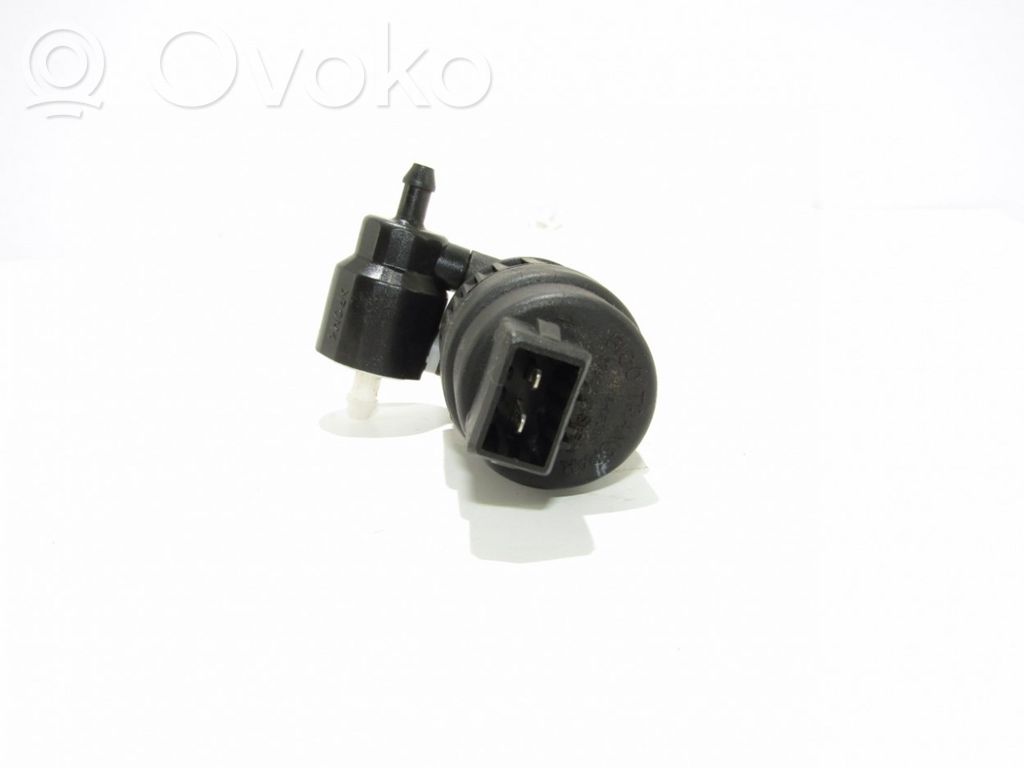 Windscreen/windshield washer pump