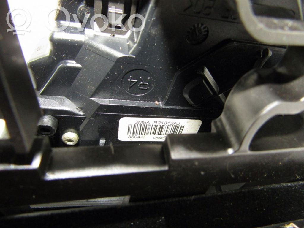 Ford Focus C-MAX Front door lock 