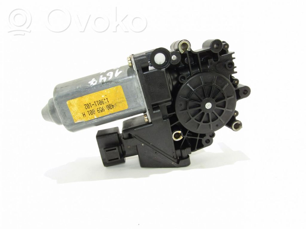Audi A8 S8 D2 4D Takaoven ikkunan nostomoottori 