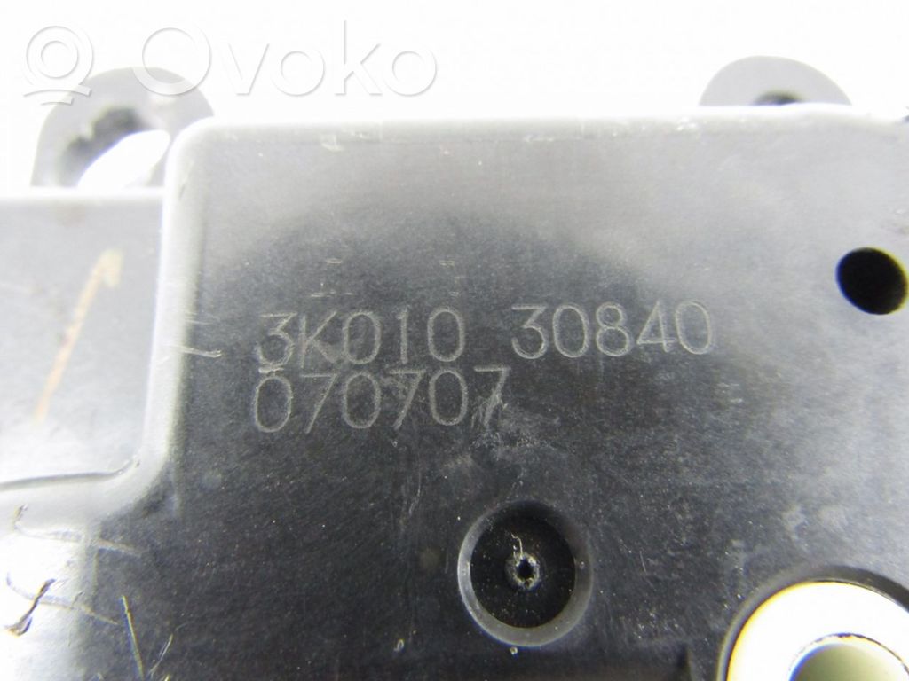 Nissan X-Trail T30 Motor/actuator clapetă aer 