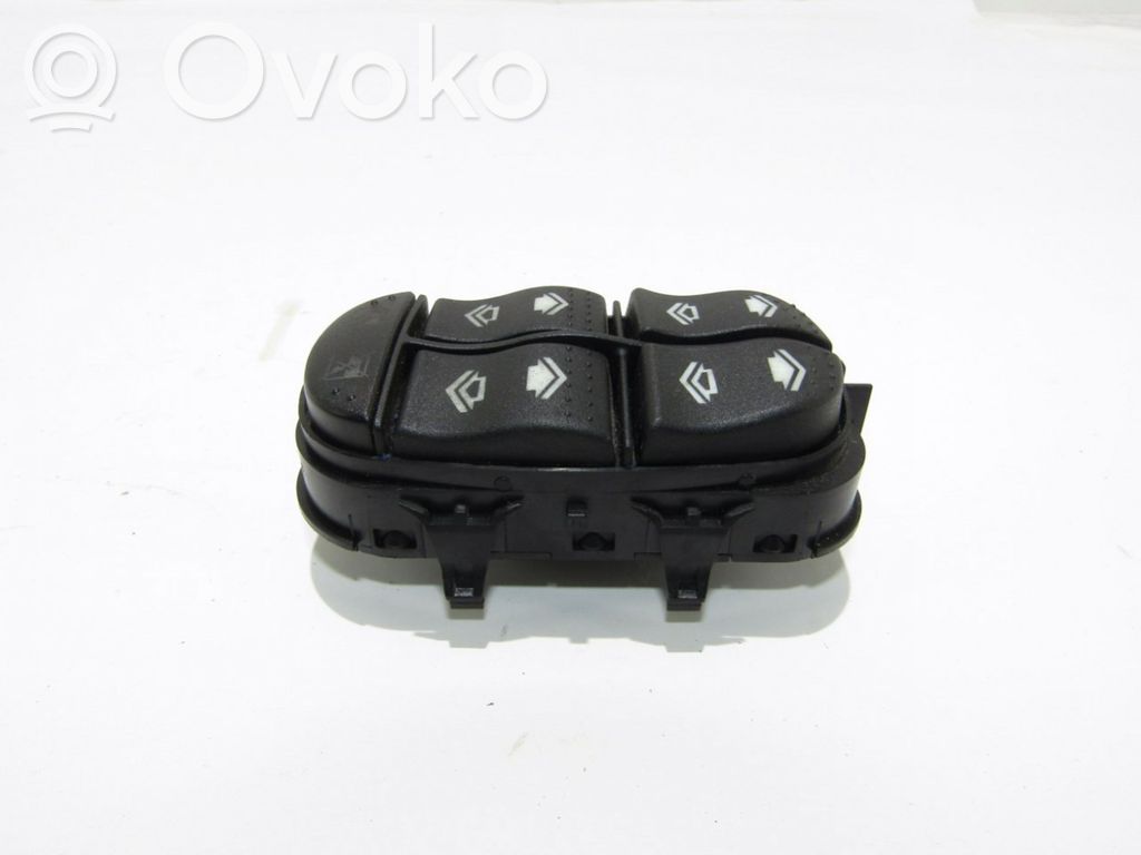 Ford Focus Electric window control switch 