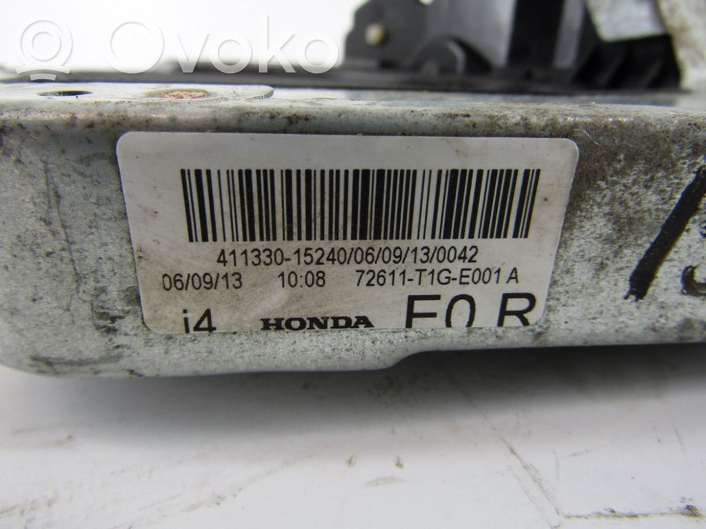 Serrure de porte arrière   72611T1GE001A