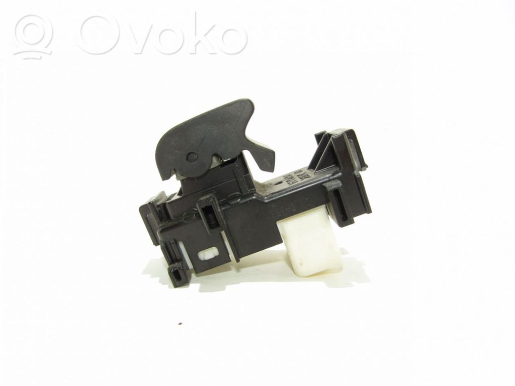 Electric window control switch   NERA
