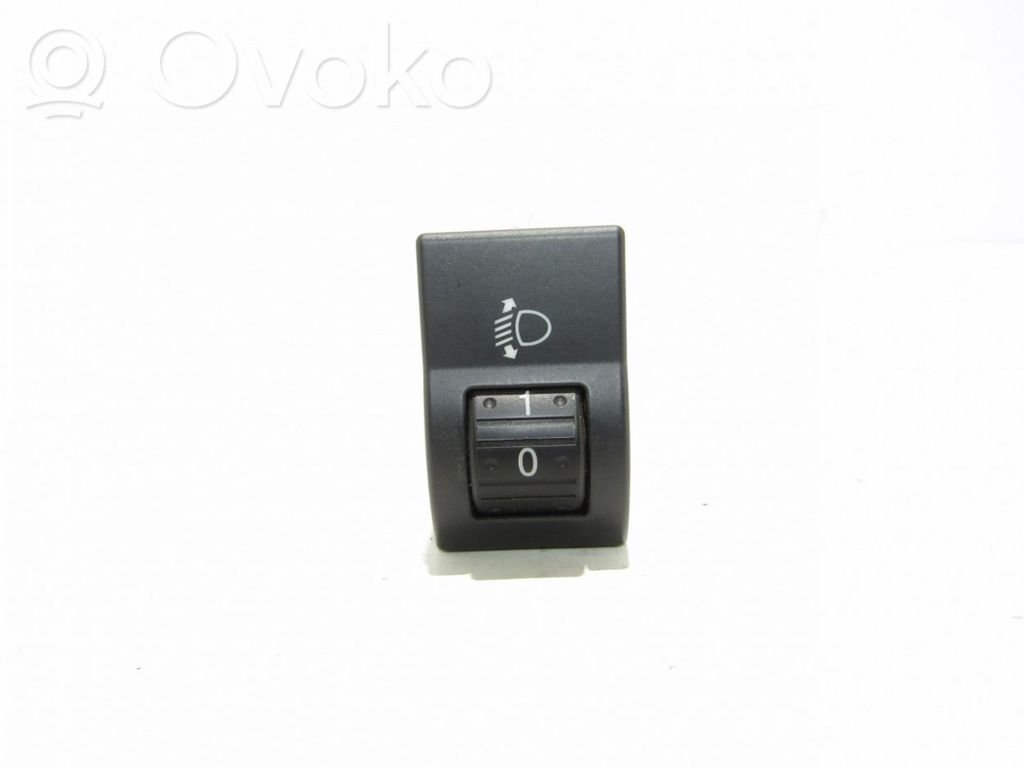 Comutator control nivel faruri   BP4K666F0,04057810