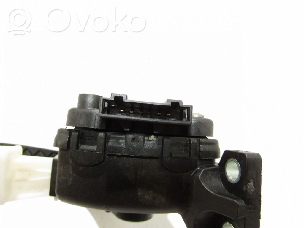 Pedale dell’acceleratore   7L6721507