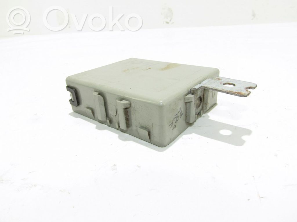 Other control units/modules   MB542409