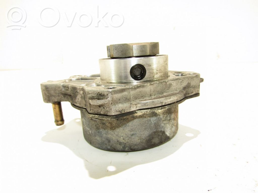 Alfa Romeo 156 Vacuum pump 
