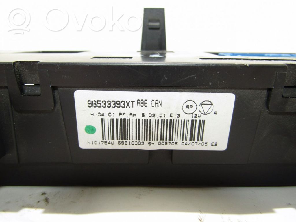 Climate control unit   96533393XT