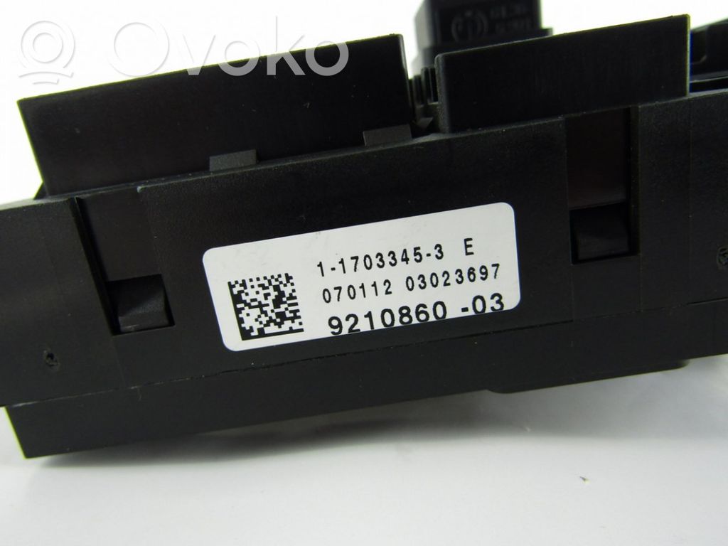 BMW X3 F25 Fuse module 