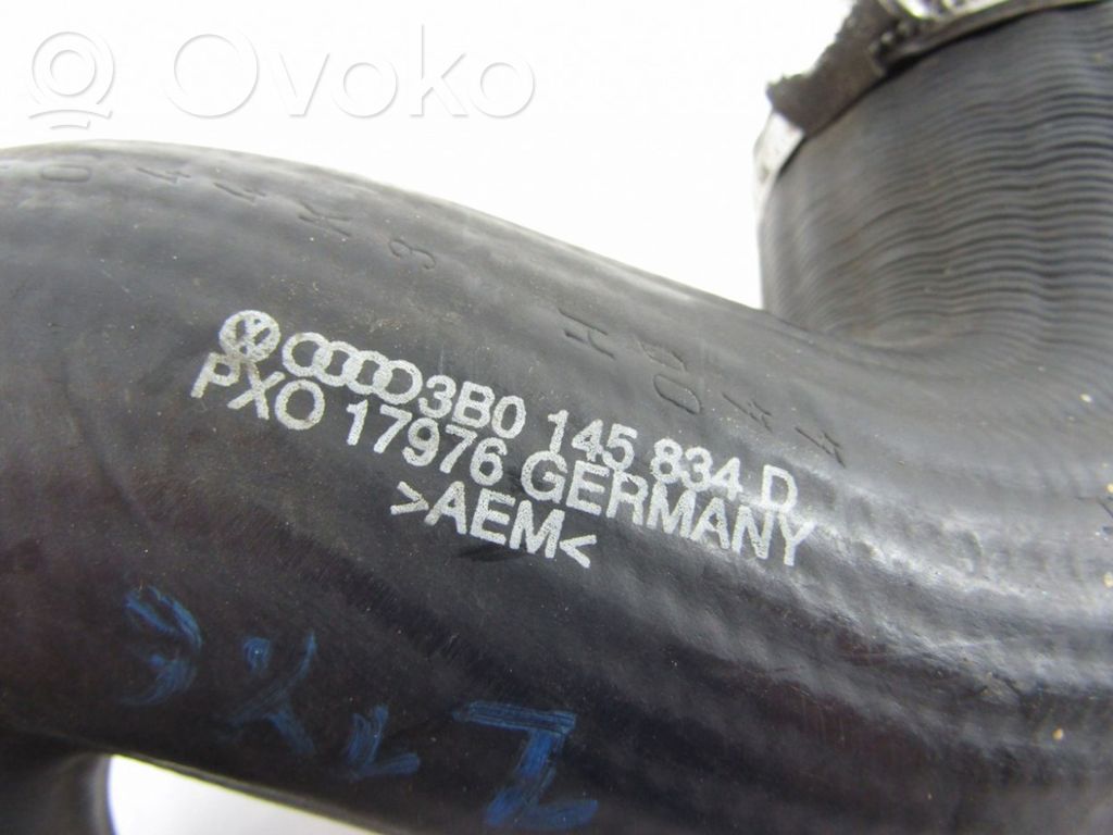 Volkswagen PASSAT B5 Schlauch / Leitung Ladeluftkühler 