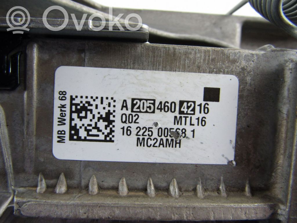Ohjauspyörän akseli   A2054604216
