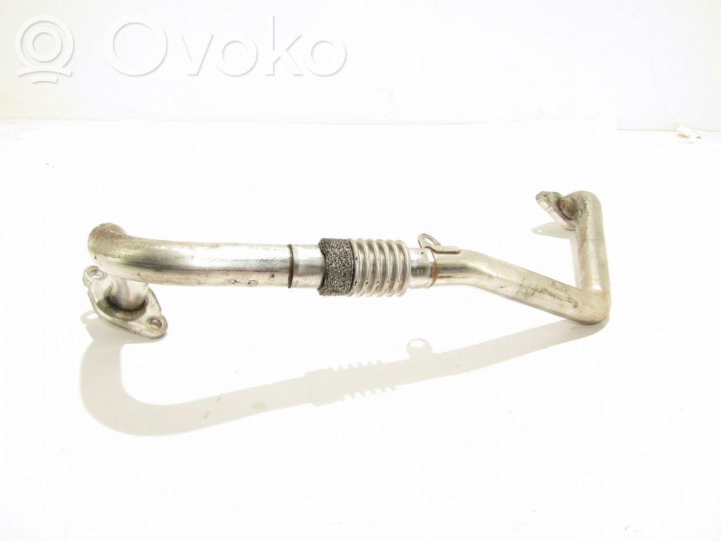 EGR-linjan letku   03L131521AD