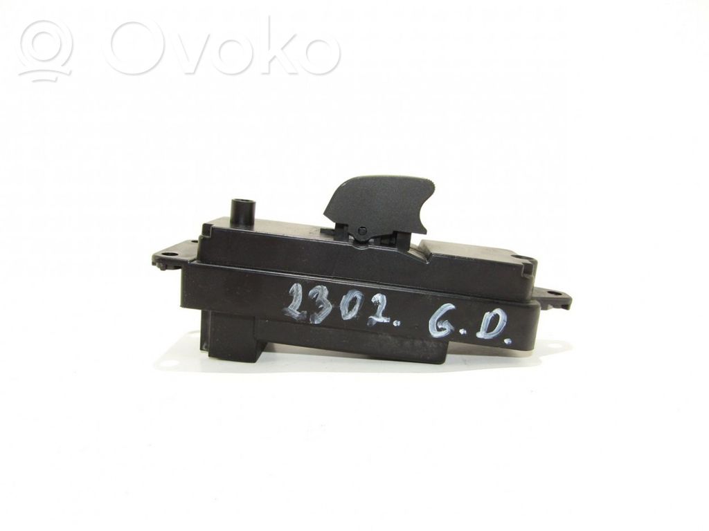 Interrupteur commade lève-vitre   GS1D66380,03124610
