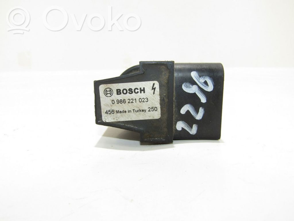 Bobină aprindere   0986221023
