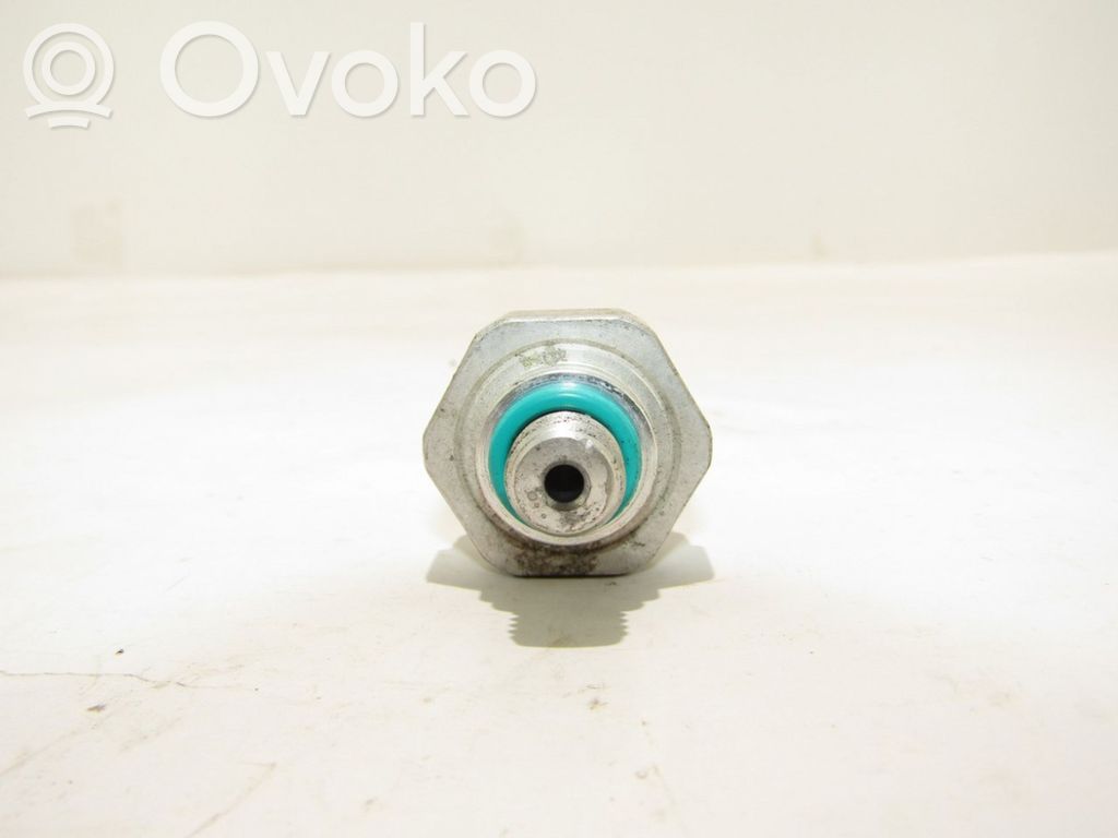 Öldruckschalter   921366801R