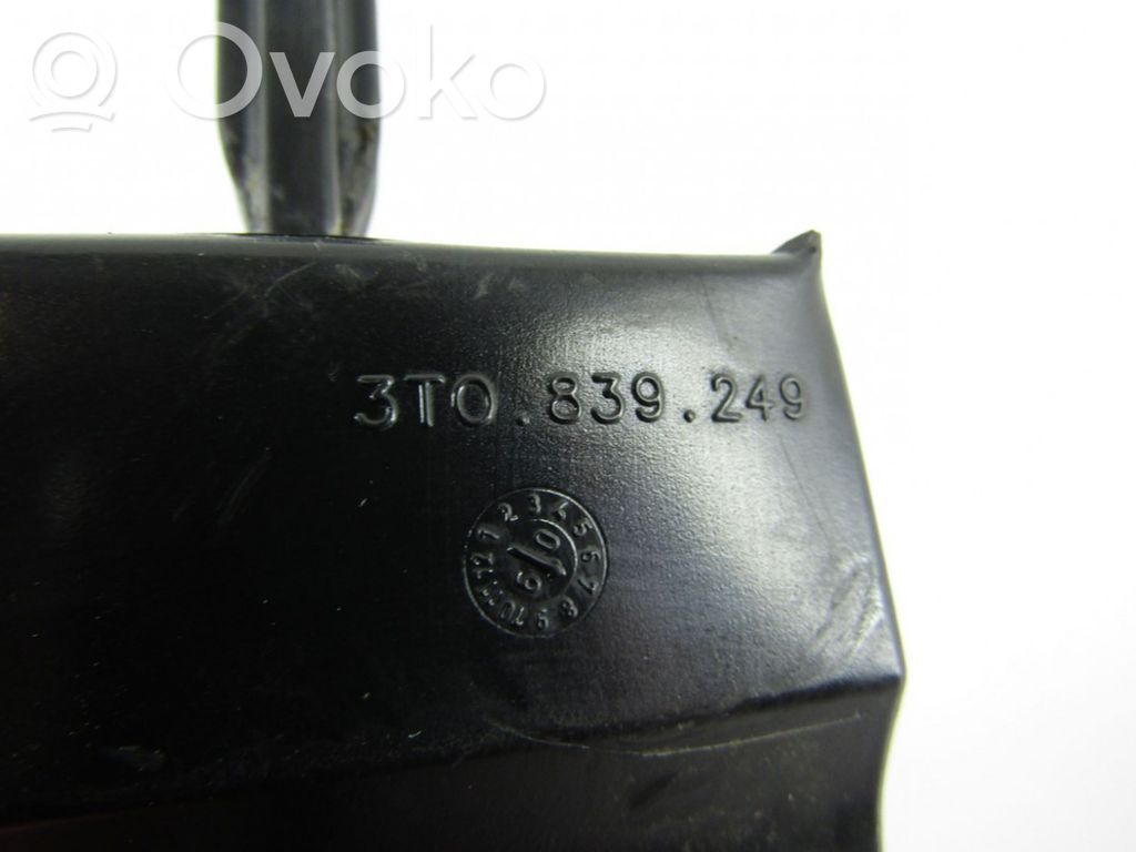 Opritor ușă spate   3T0839249