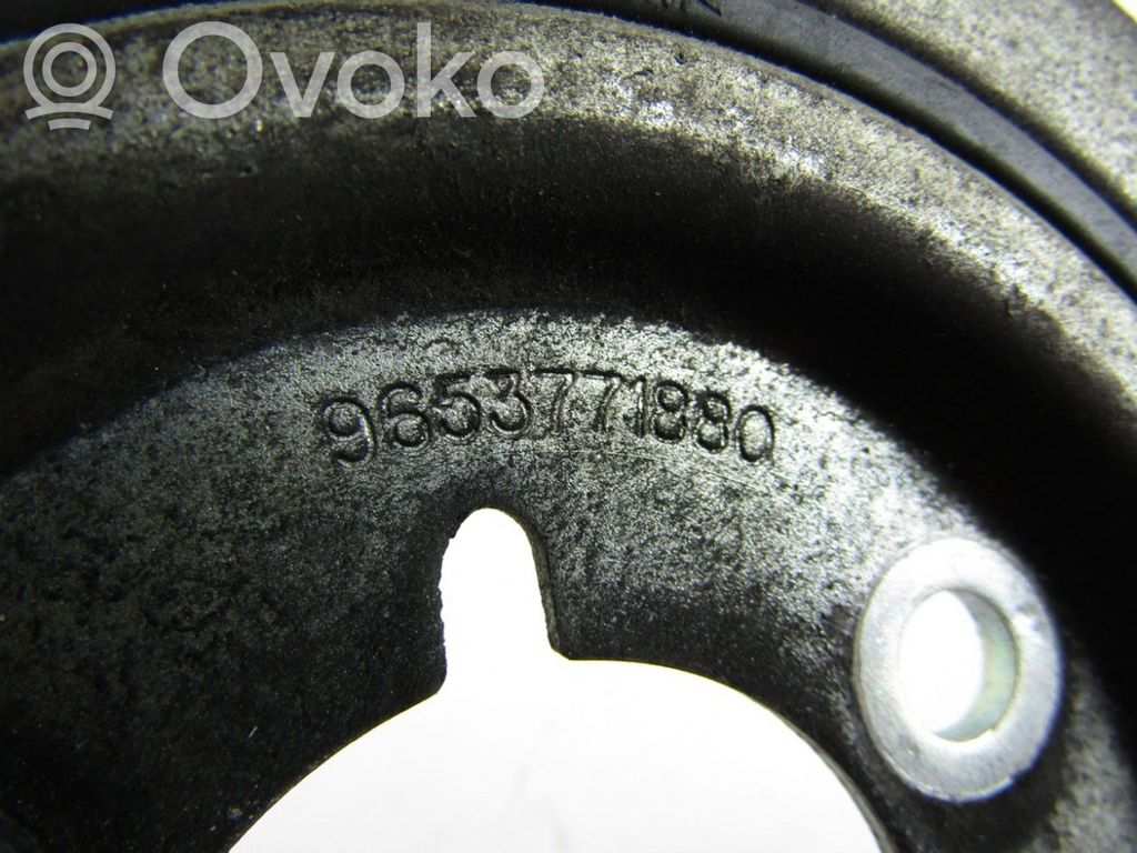 Kampiakselin vauhtipyörä   9653771880