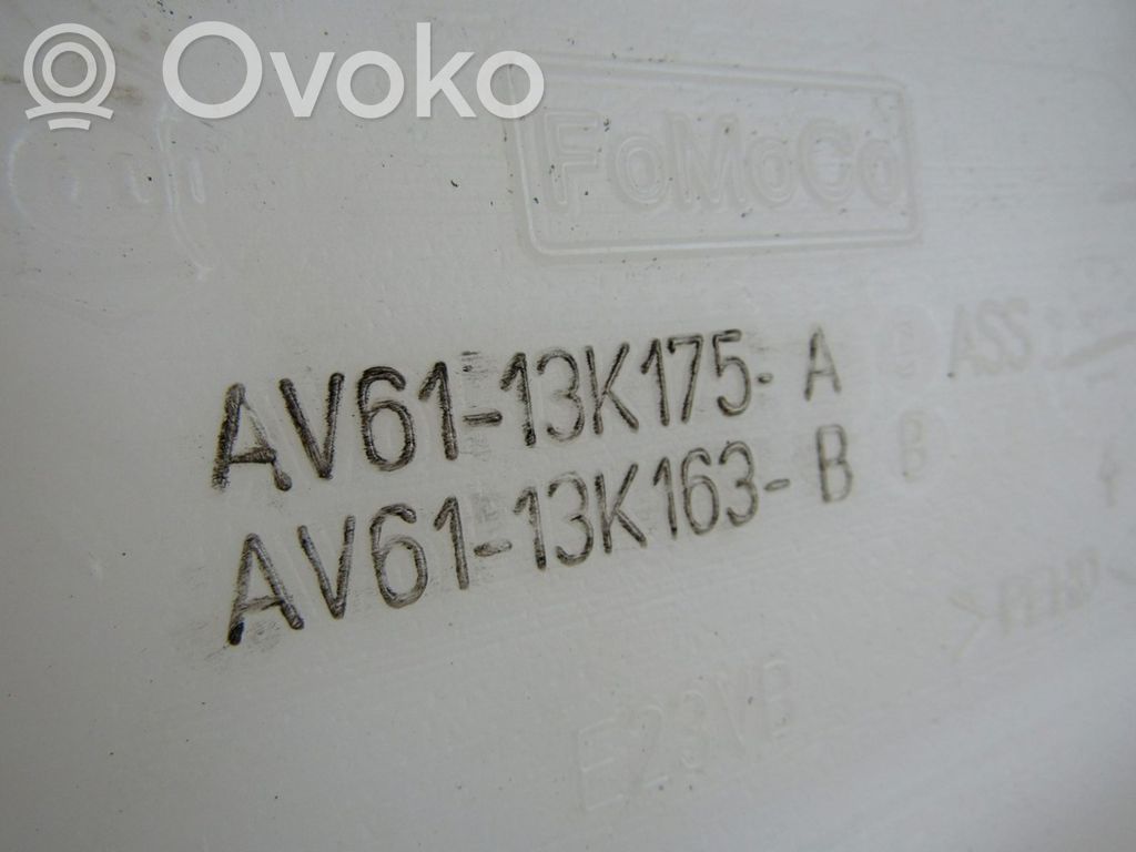 Tuulilasinpesimen nestesäiliö   AV6113K175A,AV6113K163B