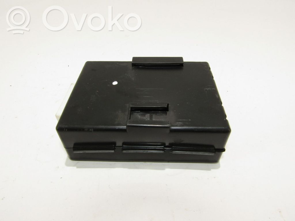 Sonstige Steuergeräte / Module   95916578