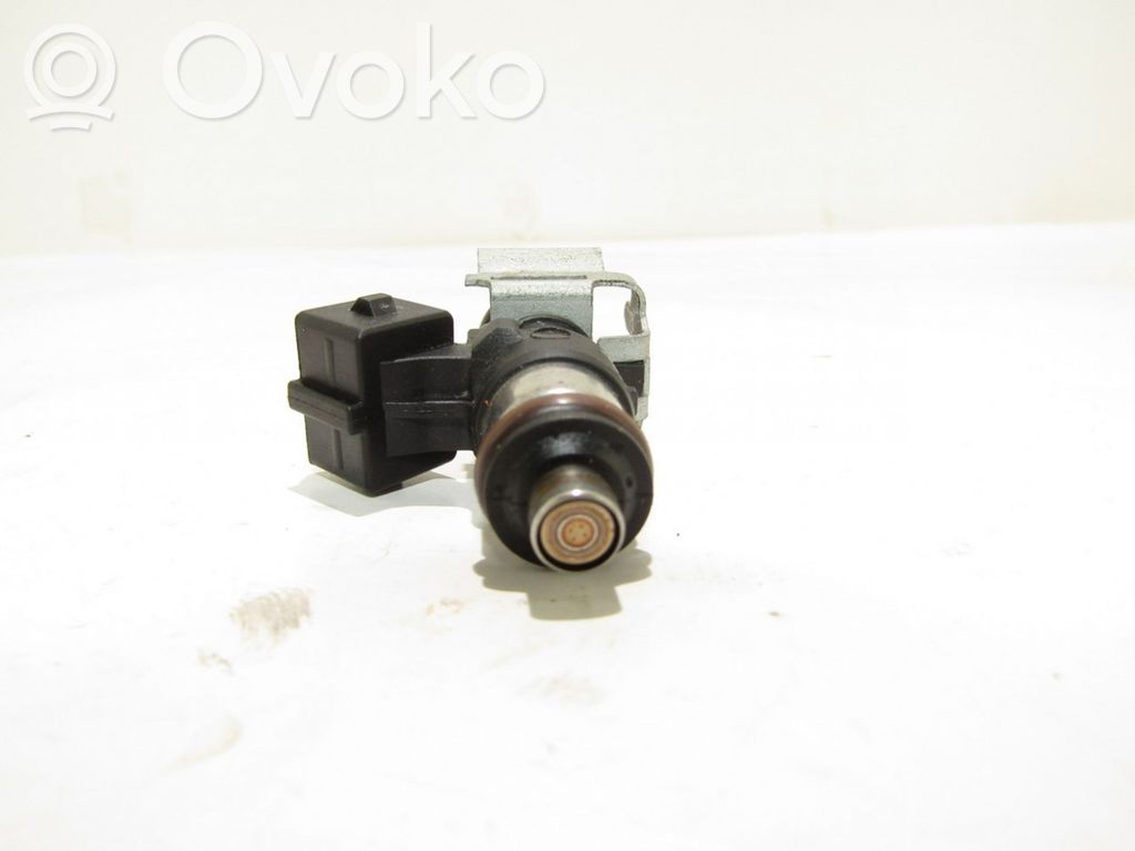 Injector combustibil   8200292590