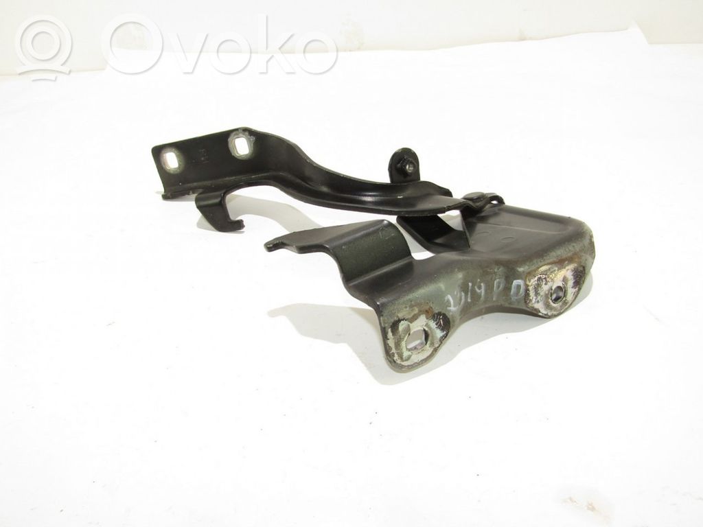 Opel Antara Konepellin saranat 