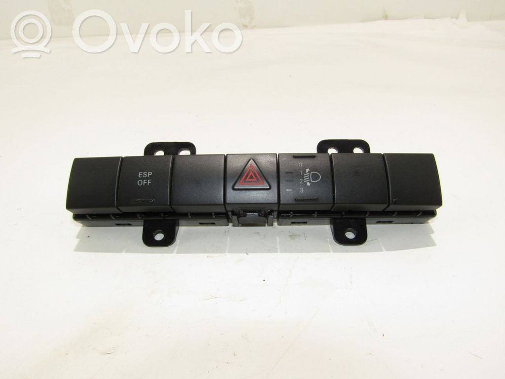 Multifunctional control switch/knob   P04602562AG,033800901