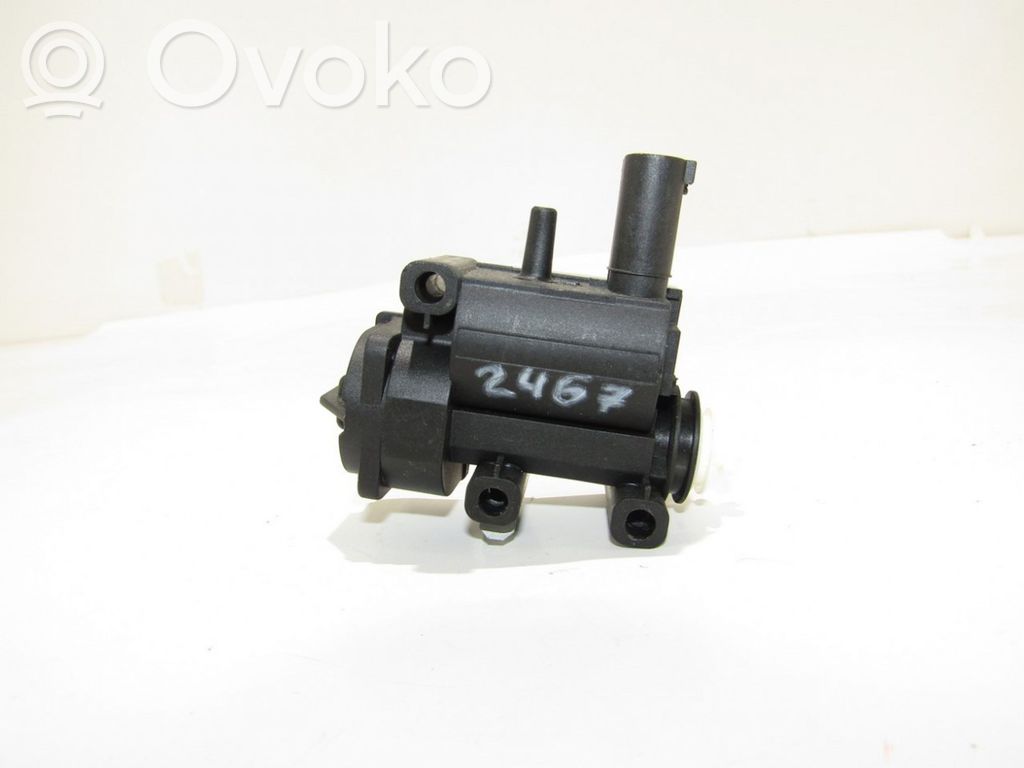 Central locking motor   698588004