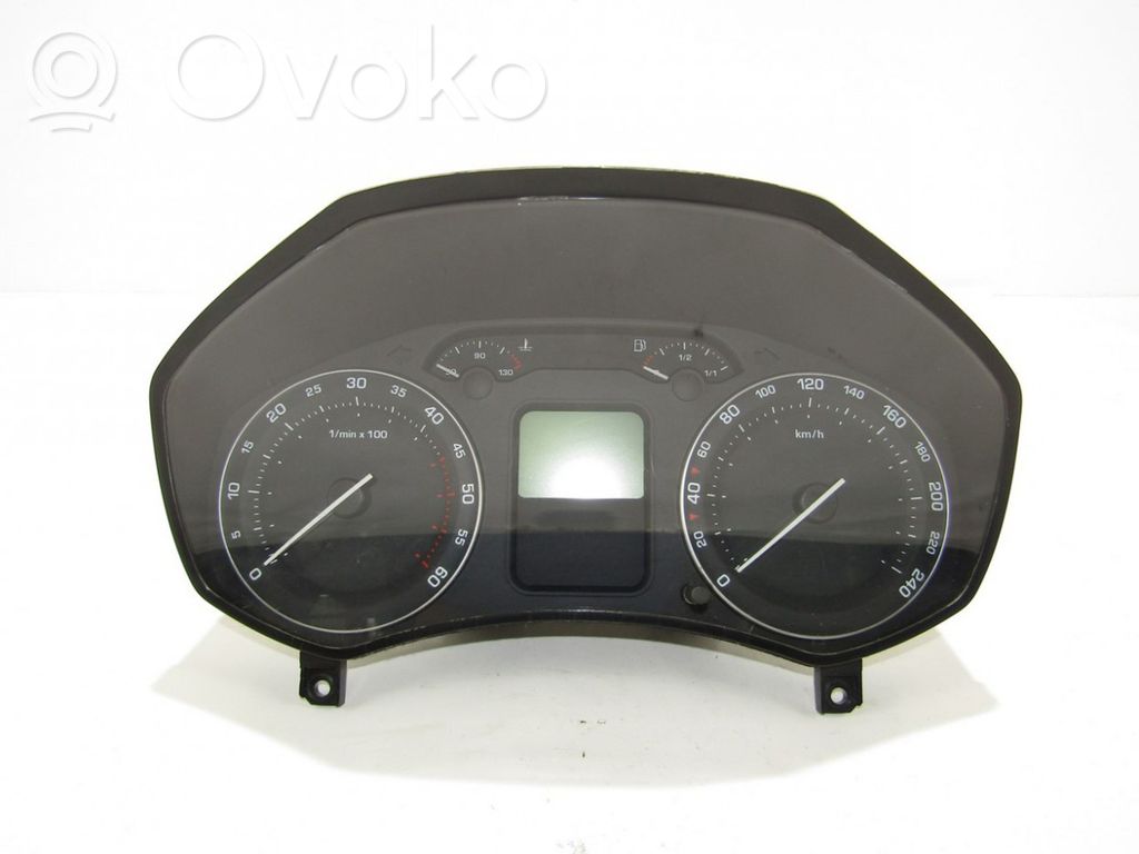 Skoda Octavia Mk2 (1Z) Nopeusmittari (mittaristo) 