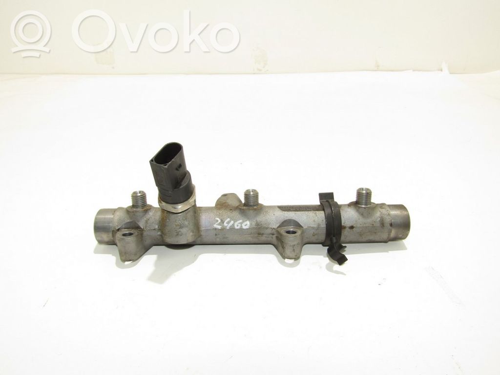 Volkswagen Phaeton Fuel main line pipe 