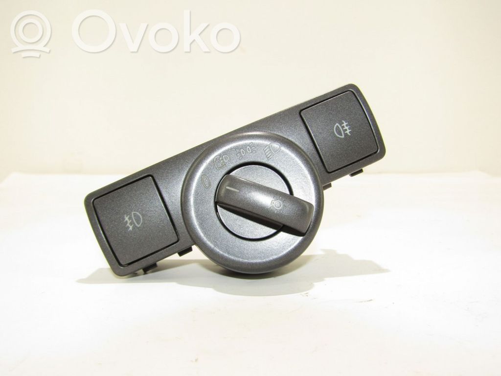 Valokatkaisija   3D0941531A