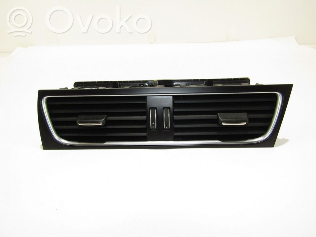 Audi A5 Sportback 8TA Griglia di ventilazione centrale cruscotto 
