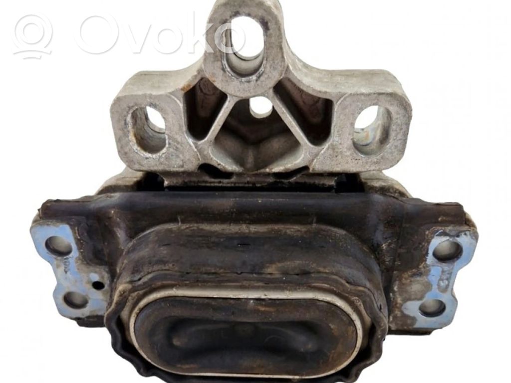 Moottorin kiinnikekorvake   8J0199555