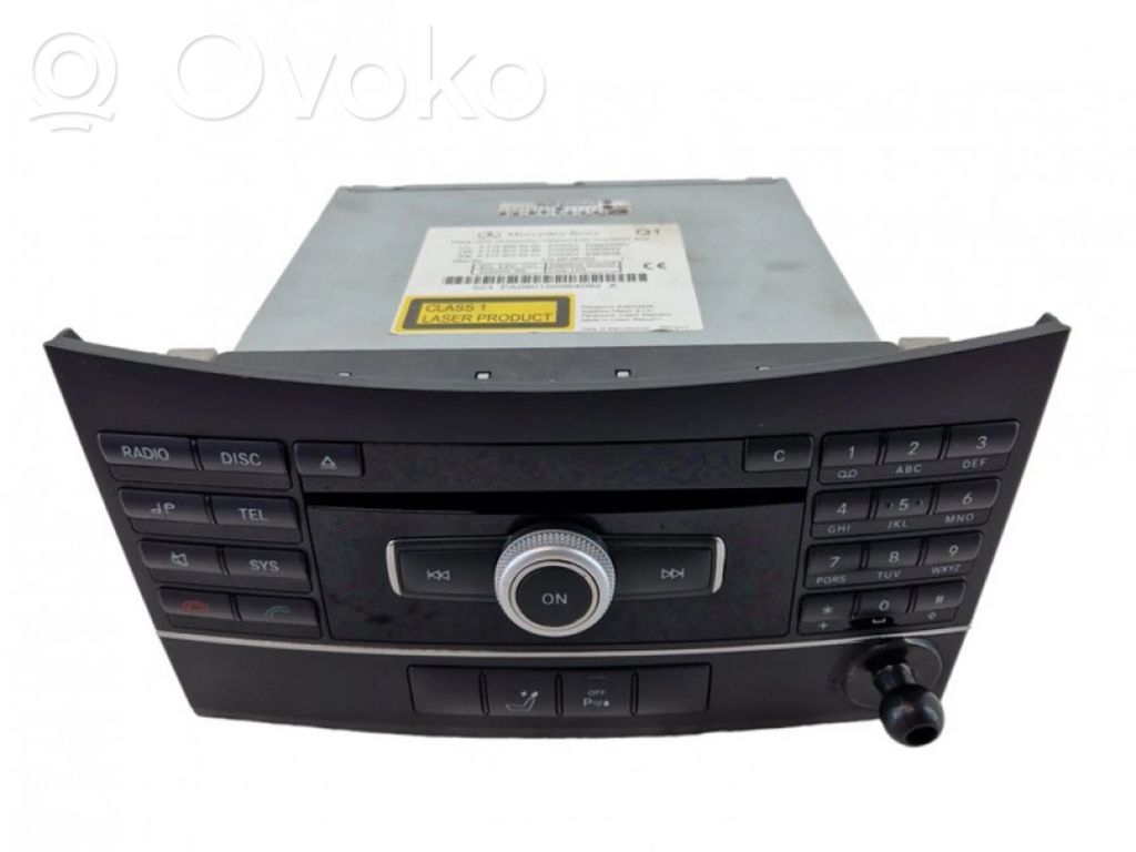 Mercedes-Benz E W212 Panel / Radioodtwarzacz CD/DVD/GPS 