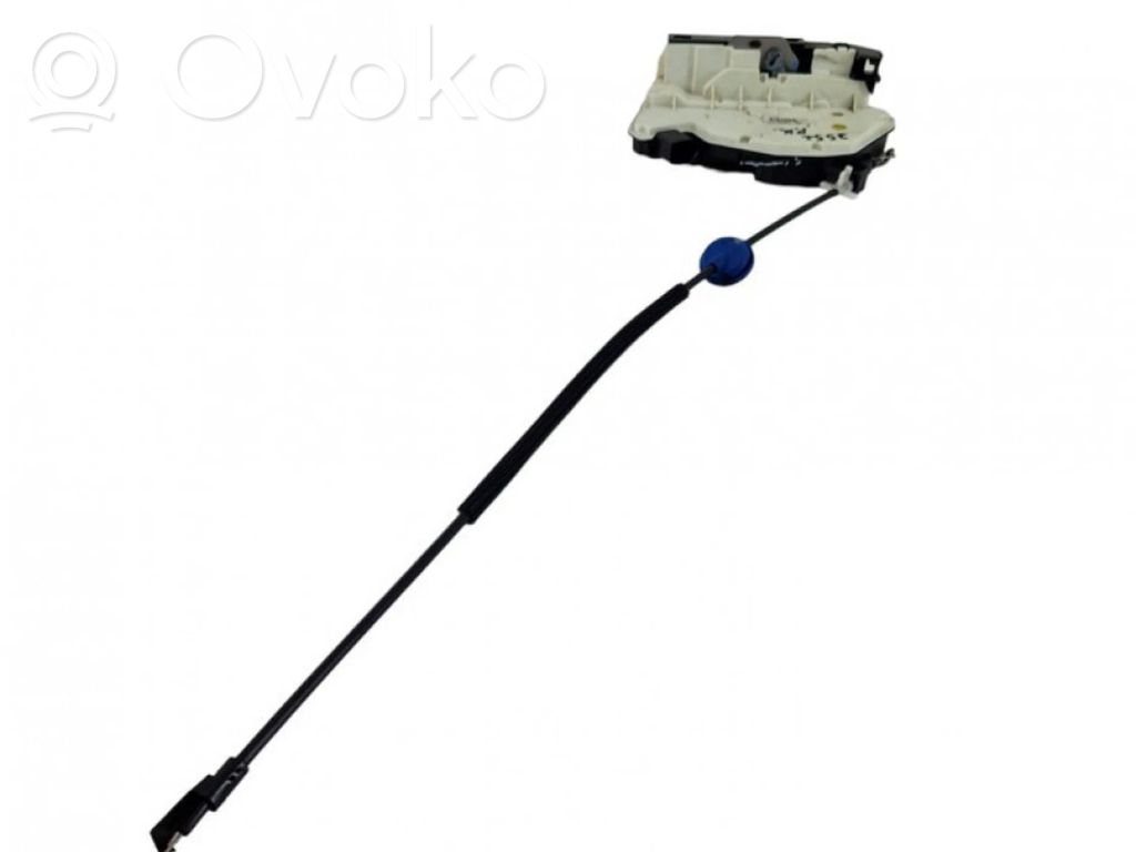 Volkswagen Scirocco Front door lock 
