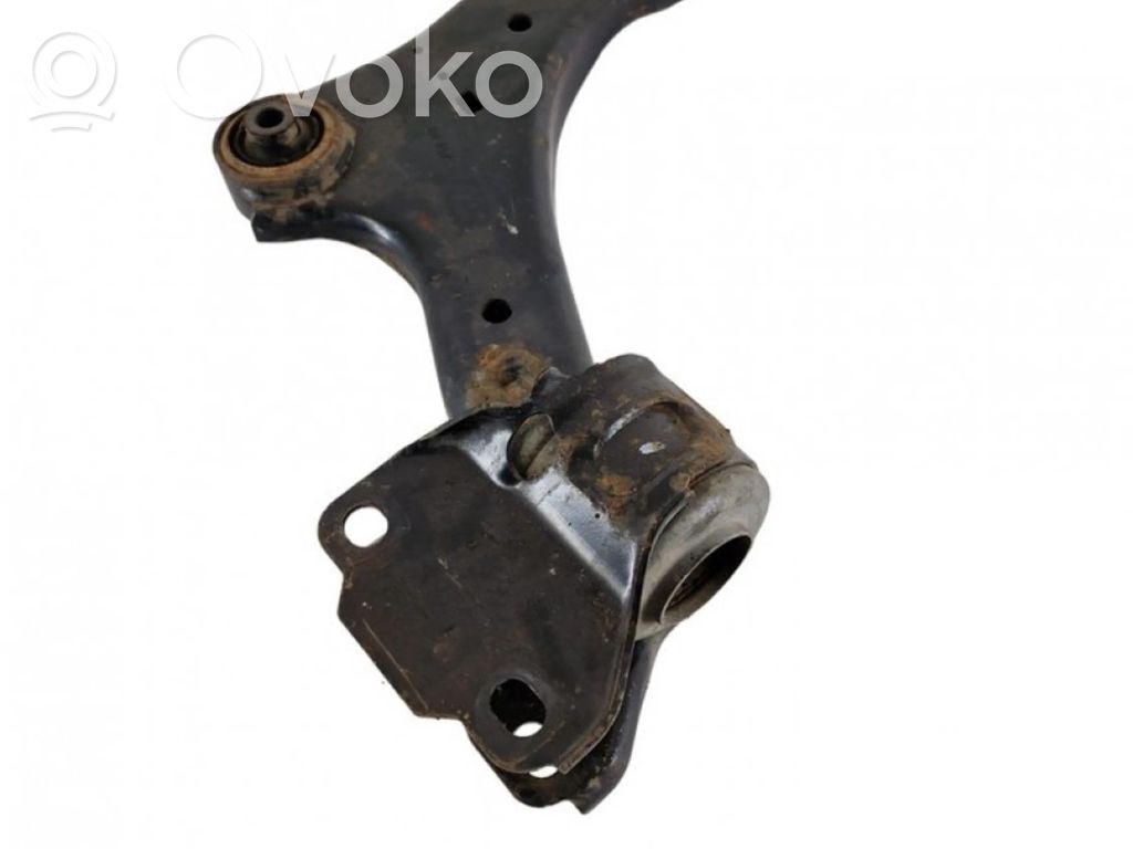 Ford Mondeo MK IV Basculă inferioară față 