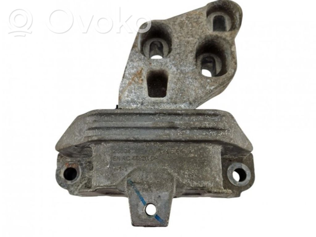 Mercedes-Benz CLA C117 X117 W117 Engine mount bracket 