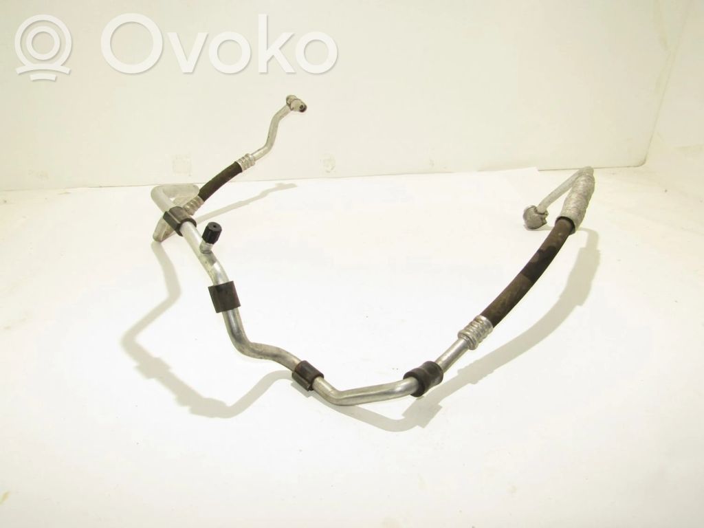 Ilmastointilaitteen putki (A/C)   2K0820743G