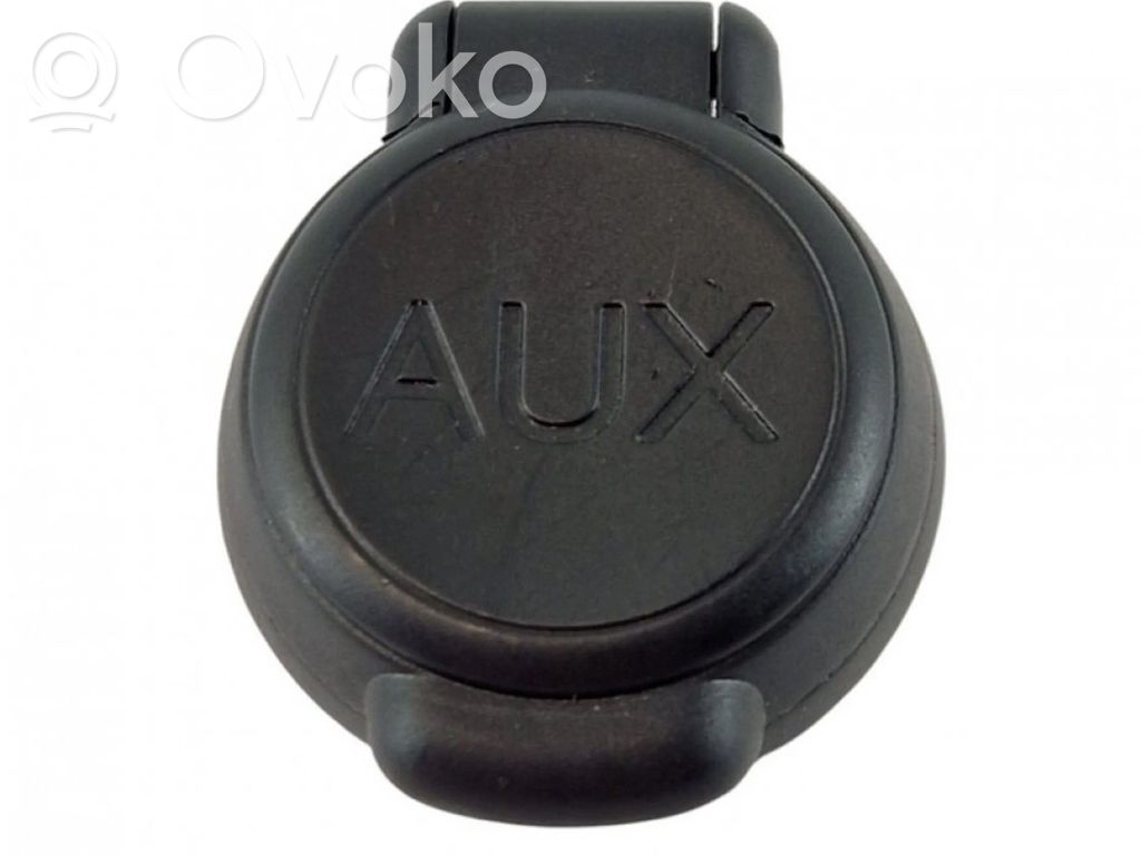 AUX-pistokeliitin   96647952XT