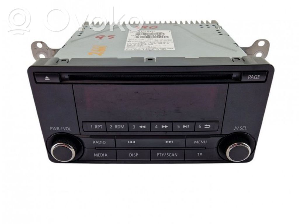 Mitsubishi Outlander Panel / Radioodtwarzacz CD/DVD/GPS 