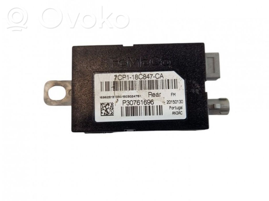 Ford Kuga I Amplificatore antenna